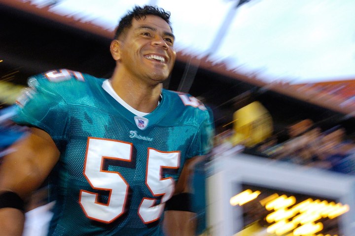 Junior Seau, Tributes To Those We Lost in 2012