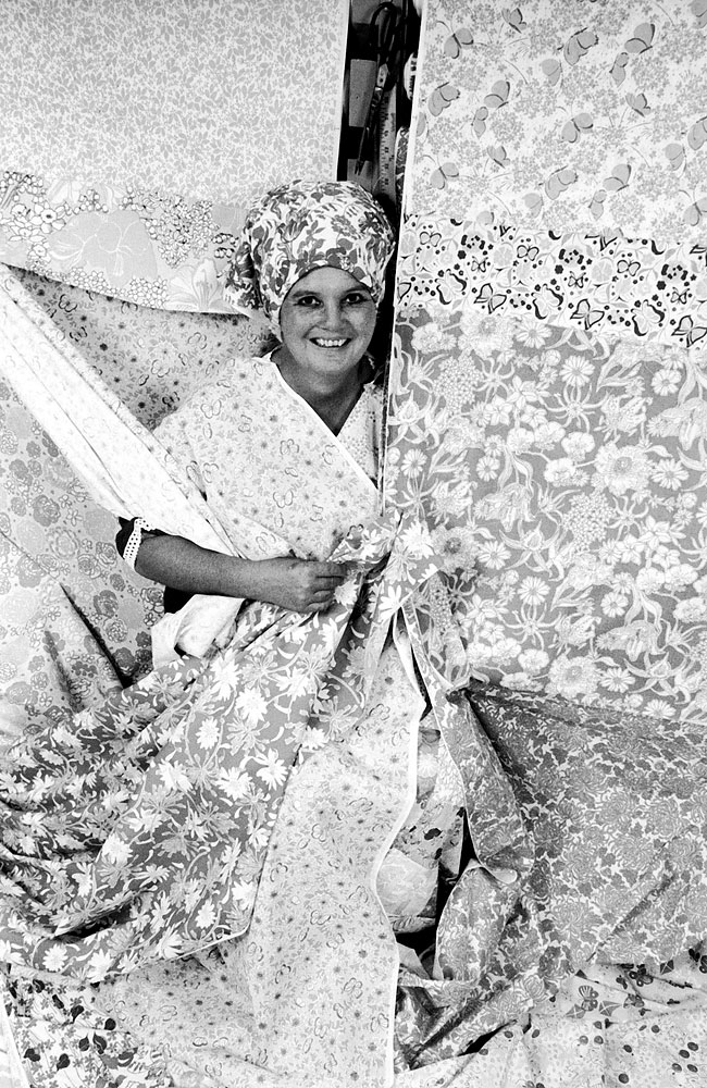 Lilly Pulitzer, Socialite Turned Designer, Dies at 81 - The New