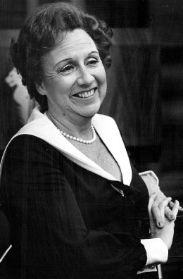 Jean Stapleton